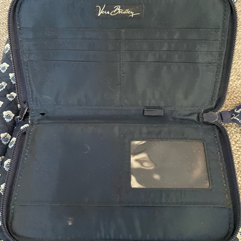 Vera Bradley Shoulder Bag with Matching wallet in gently used condition - Picture 2 of 4